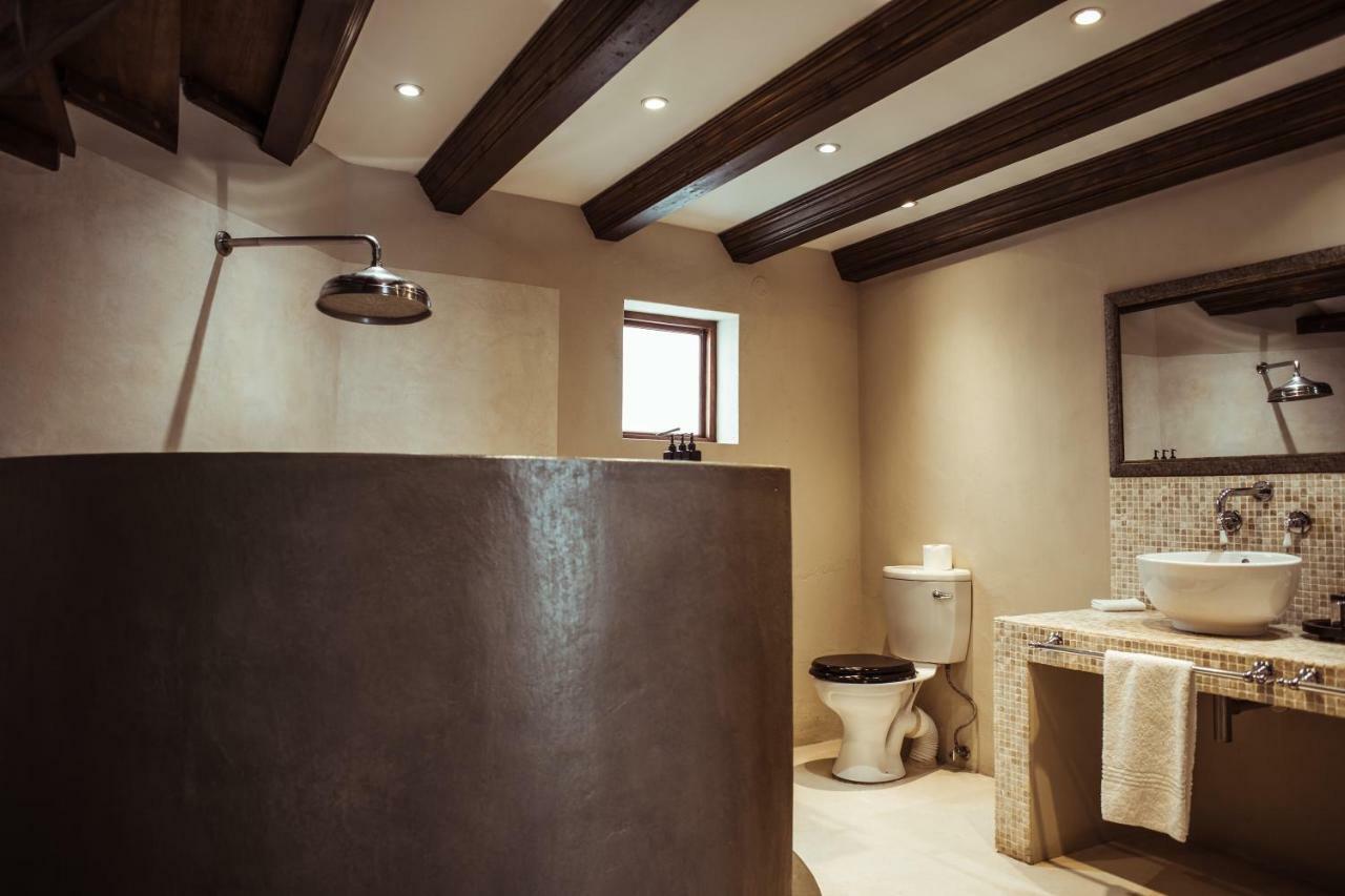Iris Boutique Hotel Уолфиш-Бей Экстерьер фото